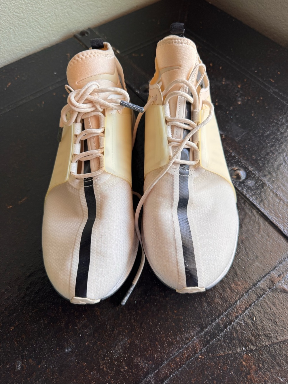 Nike Women’s Athletic Shoes Beige Cream with Black Stripe